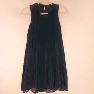 Blue/Green casual dress with lace